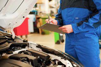 Starší automobily deseti let by měly jezdit na STK každý rok, navrhuje organizace TÜV - EnergoZrouti.cz